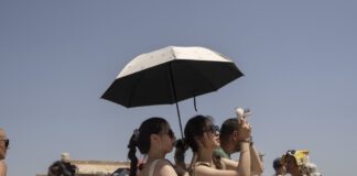Κορυφώνεται ο καύσωνας, στους 43 βαθμούς η θερμοκρασία