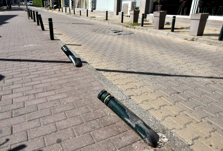 Πεσμένα κολωνάκια