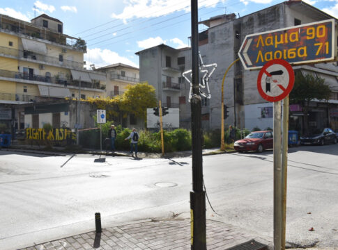 Μειώθηκαν τα χιλιόμετρα… να αλλάξουν και οι πινακίδες