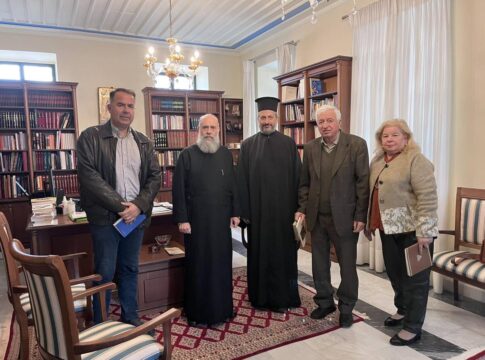 Εθιμοτυπική επίσκεψη του Συλλόγου Πολυτέκνων Καρδίτσας στον Μητροπολίτη