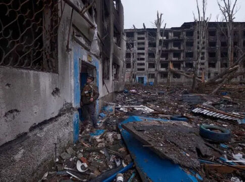 Ουκρανία: Τρεις νεκροί από ρωσικούς πυραύλους στο Χάρκοβο