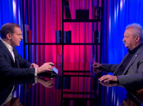 Ραχωβίτσας: Στα Βορίζια μπορούν να σκοτωθούν για 3 πρόβατα, κυνήγησαν αστυνομικό για κλήση - Ο Πάσσαρης πυροβόλησε 16 φορές οδηγό που έψαχνε πάρκινγκ