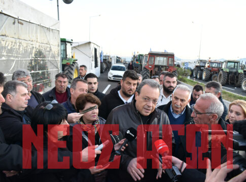 Σ. Φάμμελος από το μπλόκο του Ε65: «Ο αγώνας των αγροτών είναι αγώνας και των υπόλοιπων κοινωνικών ομάδων» (ΦΩΤ & ΒΙΝΤΕΟ)