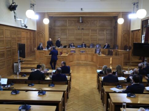 ΟΠΕΚΕΠΕ: 15 συλλήψεις για παράνομες επιδοτήσεις, πήραν πάνω από 1,7 εκατ. ευρώ – Ο «αρχηγός», ο λογιστής και η δικηγόρος