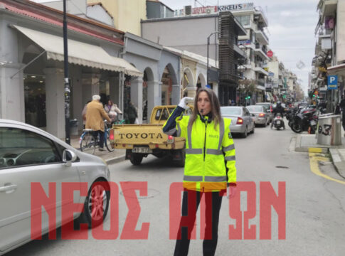 Επί ποδός η τροχαία, ρυθμίζει την κυκλοφορία σε κεντρικά σημεία της Καρδίτσας