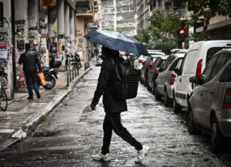 Επικαιροποιήθηκε το έκτακτο δελτίο καιρού από την ΕΜΥ: Βροχές και θυελλλώδεις άνεμοι για σήμερα – Χαλαζοπτώσεις την Τρίτη