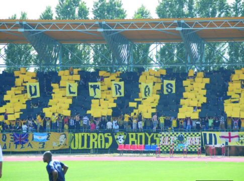 Όλοι γήπεδο, όλοι δίπλα στην Αναγέννηση για το άλμα κορυφής