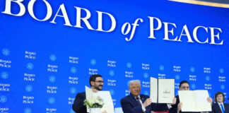 Έπεσαν οι υπογραφές για το «Συμβούλιο Ειρήνης» - Τραμπ: Όλοι θέλουν να γίνουν μέλη