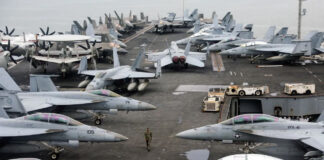 Αμερικανική «αρμάδα» κατευθύνεται στη Μέση Ανατολή - «Θα αντιμετωπίσουμε την απειλή» απαντά το Ιράν