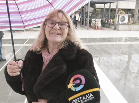 Οι εκπτώσεις τελειώνουν σε μια εβδομάδα και οι έμποροι υπόσχονται προσφορές. Θα κάνετε κάποια αγορά;