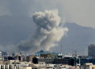 Στις φλόγες η Μέση Ανατολή – «Το Ιράν διέθετε πυραύλους ικανούς να χτυπήσουν την Ευρώπη» λέει ο Τραμπ