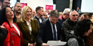 ΠΑΣΟΚ: Ανάσα η συμμετοχή 150.000 μελών στις εκλογές -Πάνω από το 60% των συνέδρων θα έχει η πλευρά Ανδρουλάκη