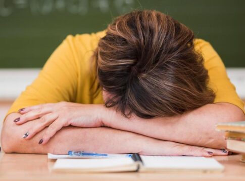 Λάρισα: Ερωτήματα και ανησυχία μετά την κατάρρευση εκπαιδευτικού