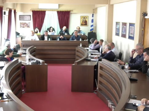 Ύδρευση Μαγουλίτσας, Κανάλια, αμίαντος, δρόμος προς σπηλιά Καραϊσκάκη στο Δημοτικό Συμβούλιο Μουζακίου