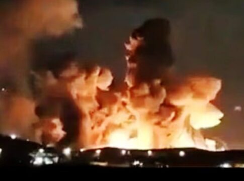 Οι ΗΠΑ χτύπησαν με διατρητικές βόμβες 900 κιλών αποθήκες πυρομαχικών στο Ισφαχάν, στο Ιράν -Το βίντεο Τραμπ