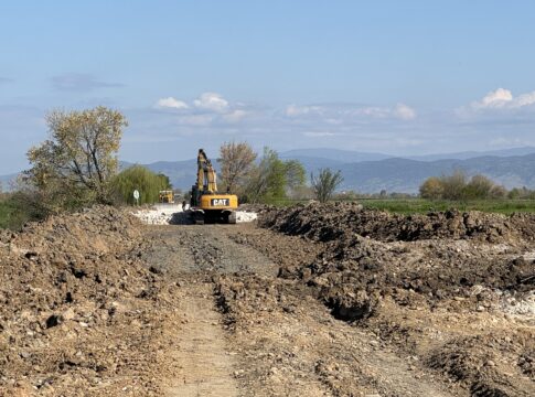 Σε εξέλιξη οι εργασίες στο δρόμο Καρδιτσομάγουλα – Αγία Τριάδα (ΦΩΤΟ)