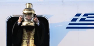 Το σχέδιο μεταφοράς του Αγίου Φωτός στην Ελλάδα