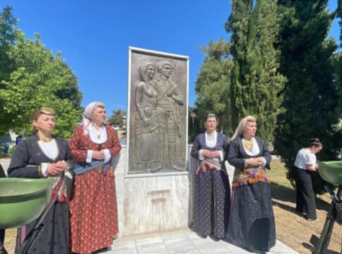 Η Λάρισα τίμησε την 85η επέτειο της Μάχης της Κρήτης με ανέγερση μνημείου για την 5η μεραρχία Κρητών (ΦΩΤΟ+video)