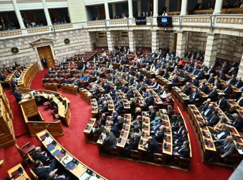 Έντονες διεργασίες και αντιδράσεις σε όλο το πολιτικό φάσμα, δημιουργούν οι νέοι πολιτικοί σχηματισμοί