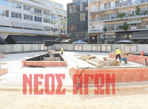 Προχωρούν οι εργασίες στην πλατεία Δικαστηρίων - σε εξέλιξη η τσιμεντόστρωση (ΦΩΤΟ)