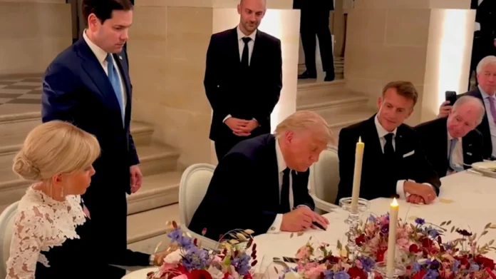 trump-ypografi-mak