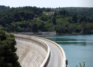 Η νέα εθνική πολιτική για το νερό: Πάνω από 900 έργα για ύδρευση και αποχέτευση σε όλη την Ελλάδα