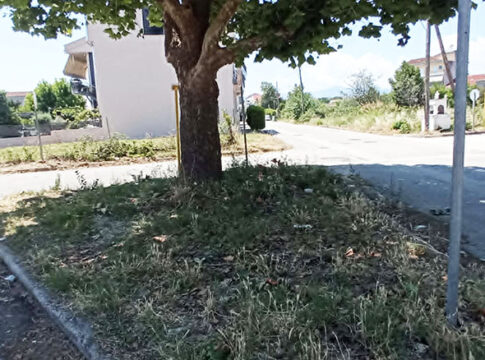 Χρειάζεται να τοποθετηθεί παγκάκι