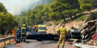 Σύγκρουση ελικοπτέρων στην Ψάθα: Νεκροί ένας Έλληνας και ένας Ρουμάνος, δύο διασωθέντες