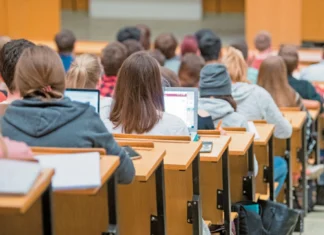 Μη κρατικά πανεπιστήμια: Τι αλλάζει μετά την απόφαση του ΣτΕ, τι γίνεται με τους φοιτητές και τα επτά νέα ιδρύματα