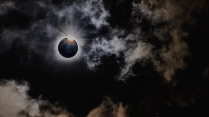 eclipse-sun