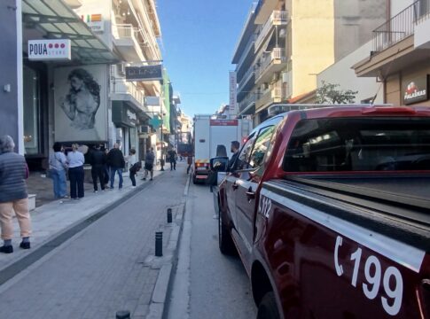 Αναστάτωση στο κέντρο της Καρδίτσας από βραχυκύκλωμα σε ασανσέρ