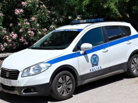 Αδέρφια έθαψαν τη μάνα τους στον κήπο του σπιτιού τους στην Αμαλιάδα