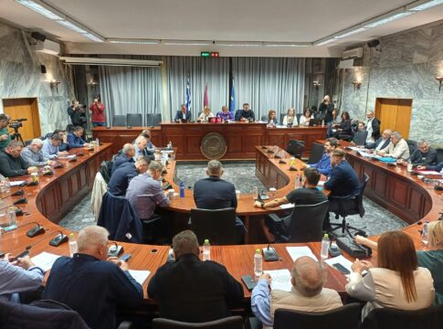 Λάρισα: Στον αέρα η συντήρηση του πρασίνου μετά το ναυάγιο του διαγωνισμού των 7,5 εκατ. ευρώ;