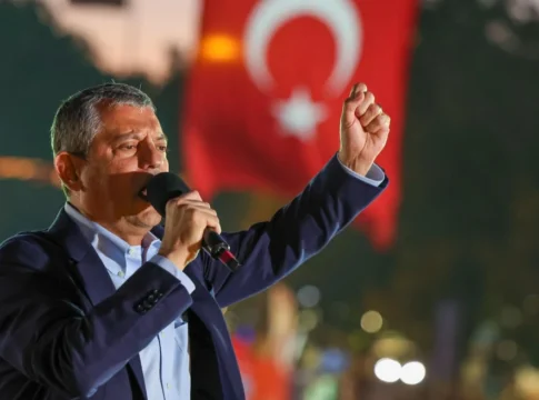 Σφοδρή επίθεση του αρχηγού της τουρκικής αντιπολίτευσης σε Ερντογάν και Φιντάν: Η συμφωνία Ελλάδας – Αιγύπτου γίνεται αποδεκτή, η δική μας με τη Λιβύη όχι